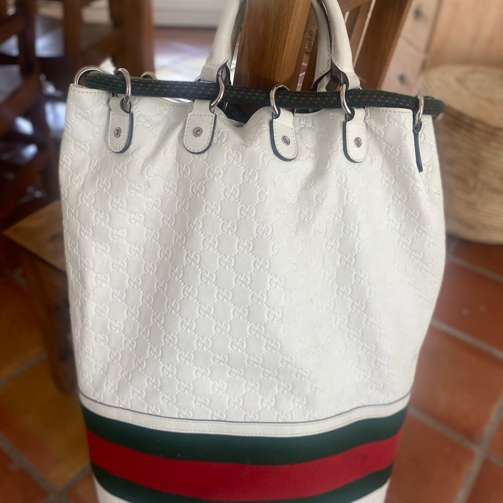 Gucci Riva Aquariva Yacht Bag with Red and Green Stripes - Picture 2 of 16